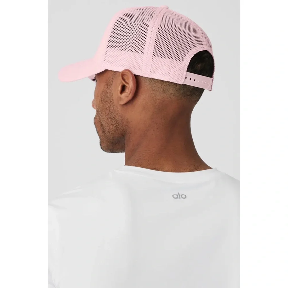 Alo Yoga District Trucker Hat Powder Pink